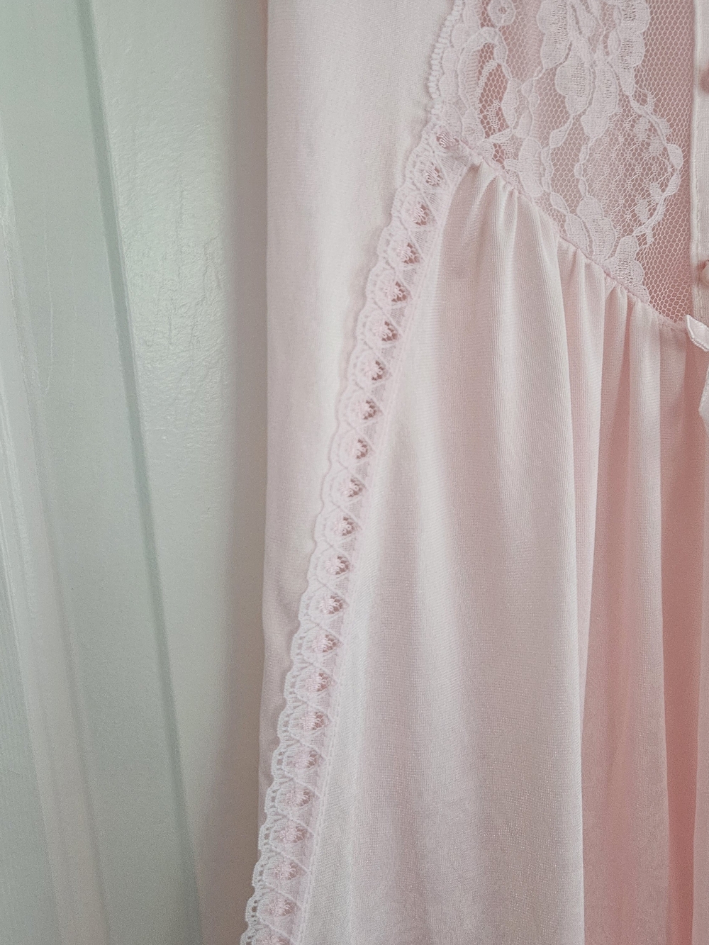 Vintage Bernette Pink Nightgown - Intimates - Picture 7 of 14